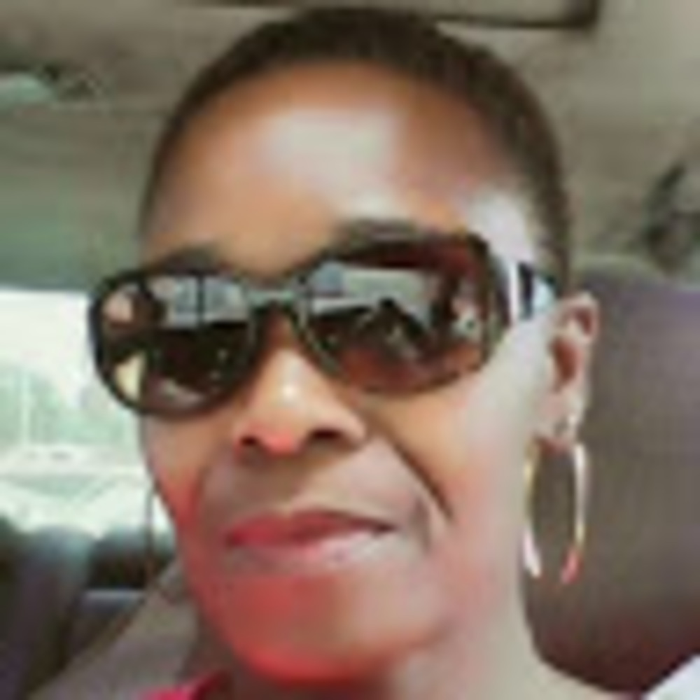 Meet your Posher, Yolonda